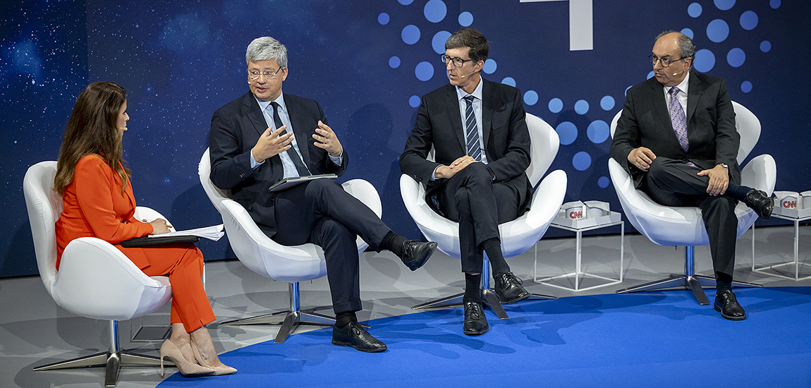 Fotografia da sessão do CNN Portugal Summit