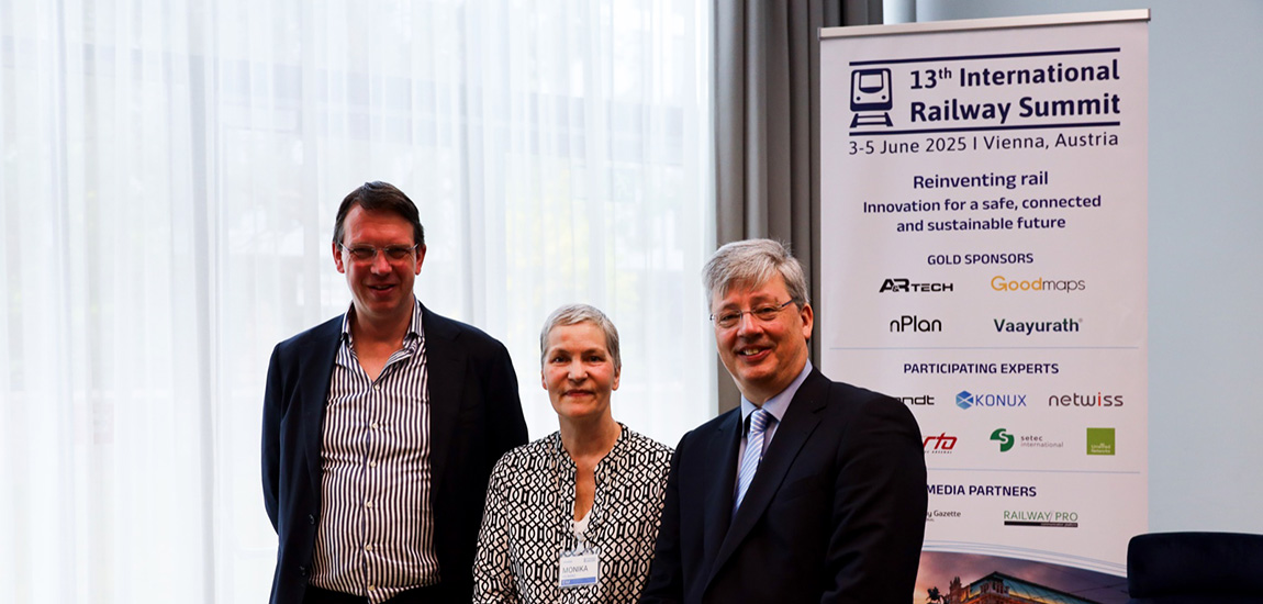 Fotografia 3 - Conferência “Reinventing Rail”